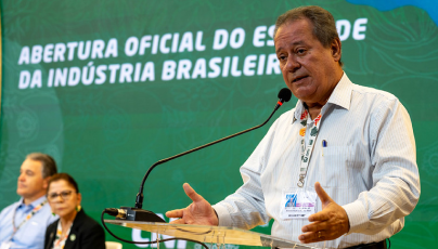 Presidente da CNI, Ricardo Alban, discursa durante evento da COP28 em Dubai, em evento na Blue Zone da Convenção.